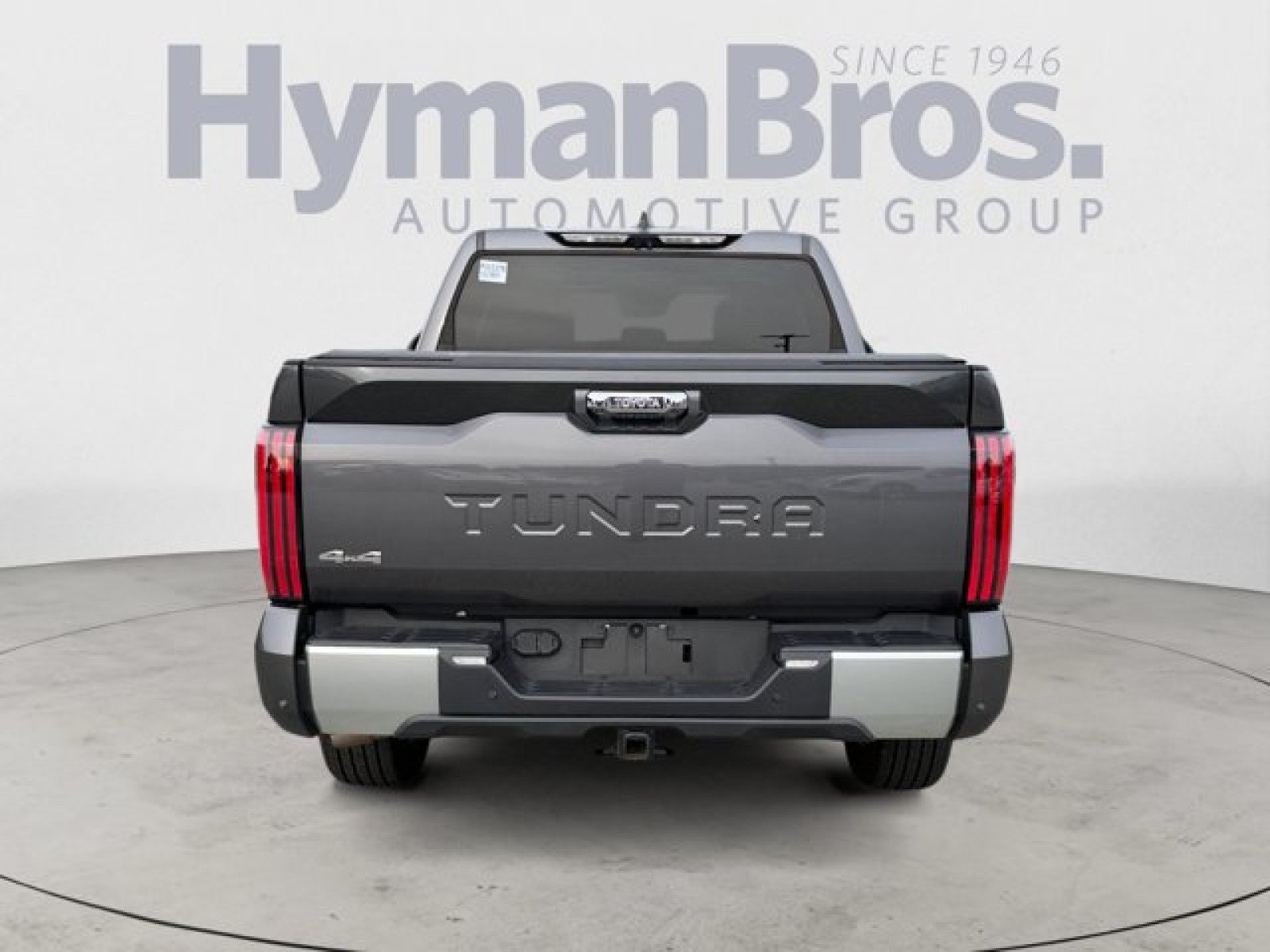 Used 2023 Toyota Tundra Limited AWD/4WD image 4