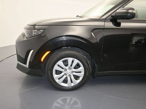 Used 2024 Kia Soul LX FWD image 9