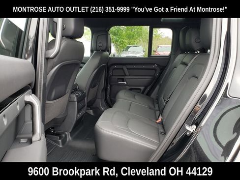 New 2025 Land Rover Defender 110 S image 6