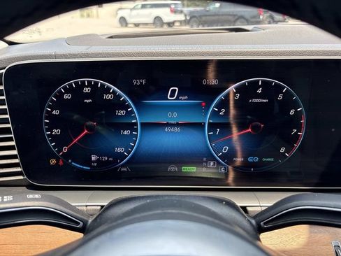 Used 2021 Mercedes-Benz GLS 580 4MATIC image 37