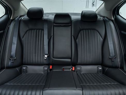 New 2026 Genesis G70 2.5T Prestige image 28