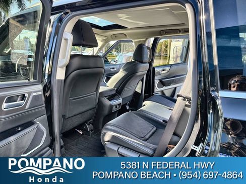 Used 2025 INFINITI QX80 Luxe RWD image 29