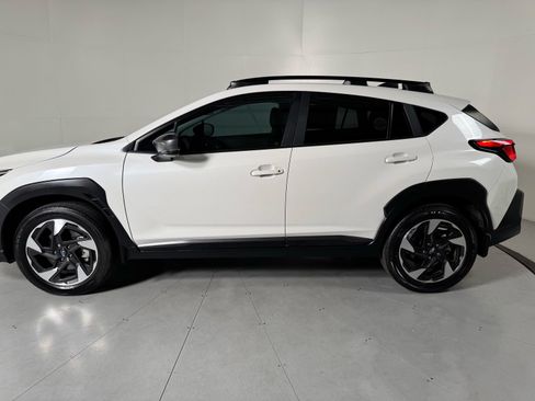 Used 2025 Subaru Crosstrek 2.5i Limited w/ Popular Package #4A AWD/4WD image 2