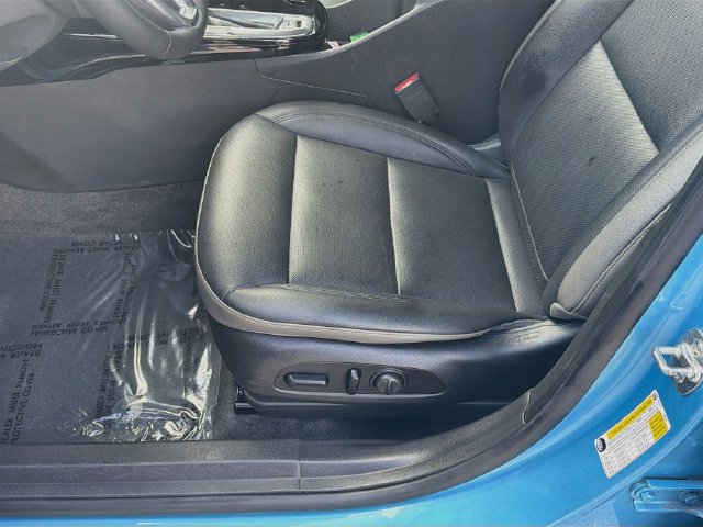Used 2025 Chevrolet Trax ACTIV w/ Driver Confidence Package FWD image 19