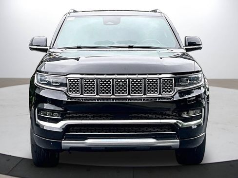 Used 2023 Jeep Grand Wagoneer Series II AWD/4WD image 3