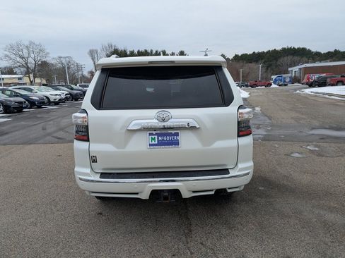 Used 2021 Toyota 4Runner Limited image 4
