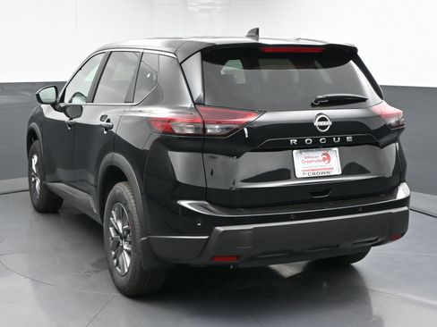 Certified 2025 Nissan Rogue S image 7