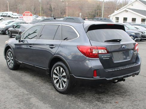 Used 2015 Subaru Outback 3.6R Limited image 6