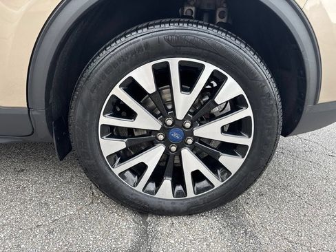 Used 2020 Ford Escape SEL AWD/4WD image 48