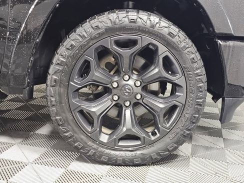 Used 2020 RAM 1500 Limited w/ Black Appearance Package image 9