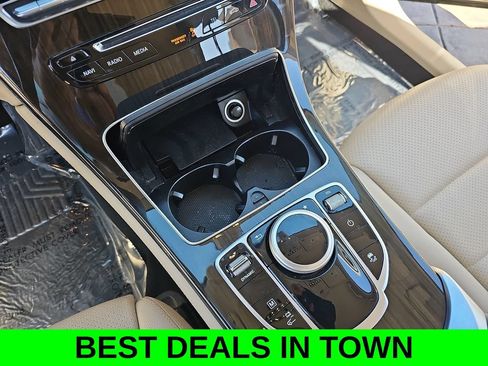 Used 2019 Mercedes-Benz GLC 350e 4MATIC image 23
