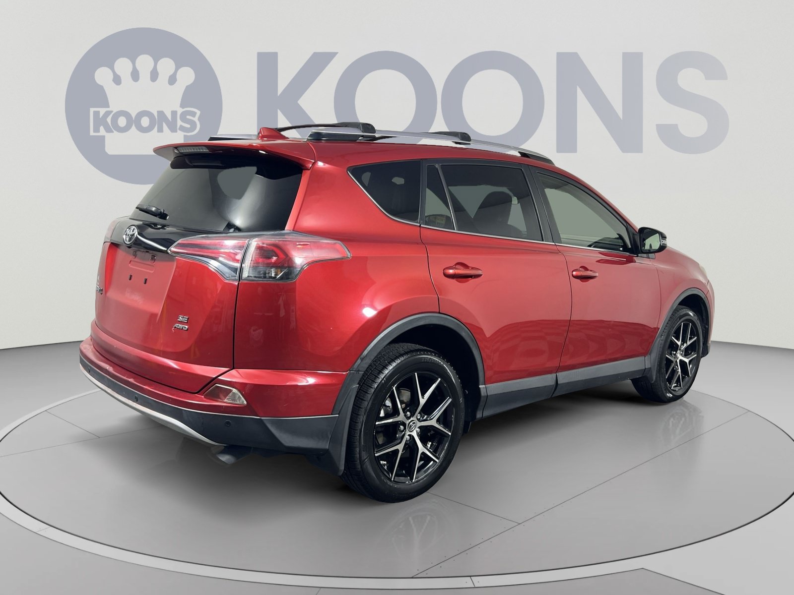 Used 2016 Toyota RAV4 SE w/ Advanced Technology Package AWD/4WD image 7
