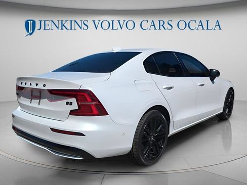 Used 2024 Volvo S60 B5 Plus w/ Climate Package FWD image 4