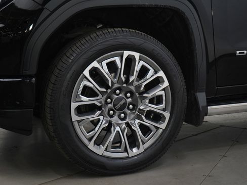 Used 2023 GMC Sierra 1500 Denali Ultimate image 32
