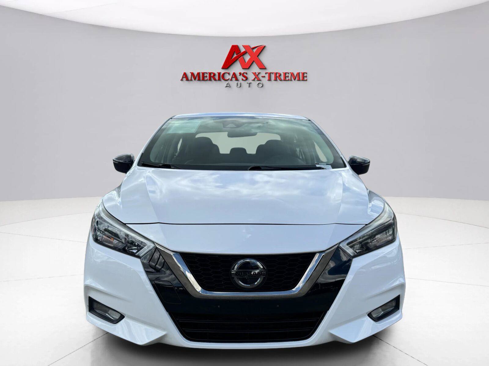 Used 2021 Nissan Versa SR w/ Convenience Package FWD image 8