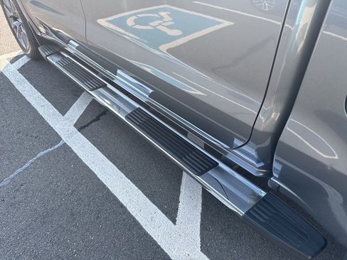 Used 2020 Chevrolet Silverado 1500 LT image 11