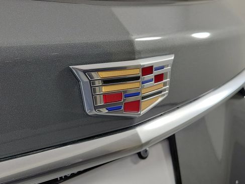 Certified 2024 Cadillac XT5 Premium Luxury AWD/4WD image 8