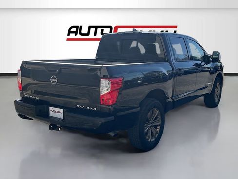 Used 2024 Nissan Titan SV w/ SV Convenience Package AWD/4WD image 7