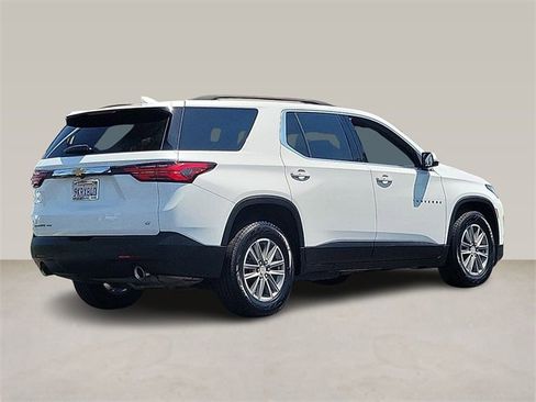 Used 2022 Chevrolet Traverse LT image 6