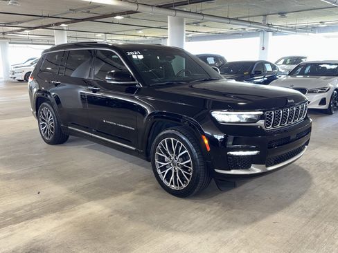 Used 2021 Jeep Grand Cherokee L Summit image 2