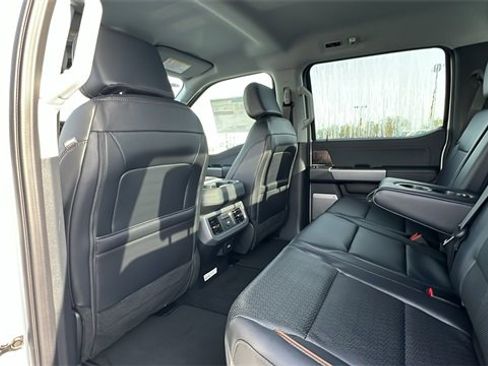 New 2025 Ford F250 Lariat w/ FX4 Off-Road Package image 21