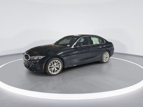 New 2025 BMW 330i xDrive Sedan w/ Premium Package image 4