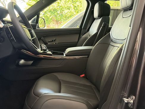 New 2026 Land Rover Range Rover Sport SE AWD/4WD image 5
