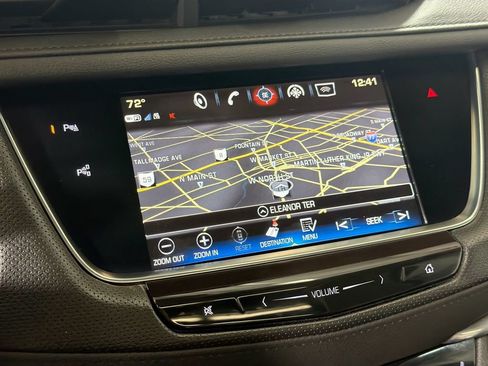 Used 2019 Cadillac XT5 Premium Luxury w/ Driver Assist Package AWD/4WD image 15