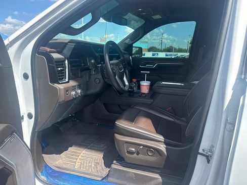 Used 2022 GMC Sierra 1500 Denali AWD/4WD image 8