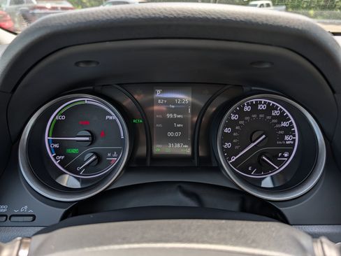 Used 2022 Toyota Camry SE w/ Audio Upgrade Package FWD image 22