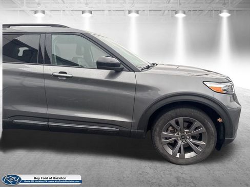 Used 2023 Ford Explorer XLT w/ Equipment Group 202A image 11