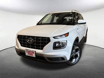 Used 2025 Hyundai Venue SEL