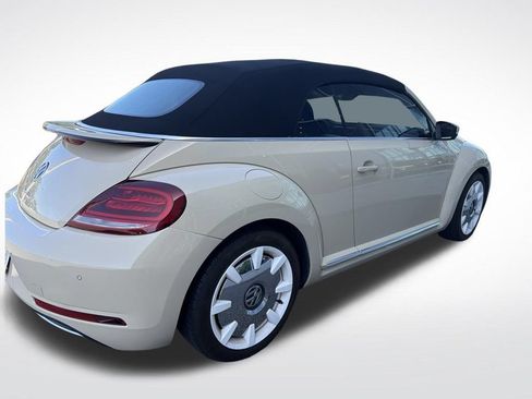 Used 2019 Volkswagen Beetle 2.0T Final Edition SEL FWD image 4