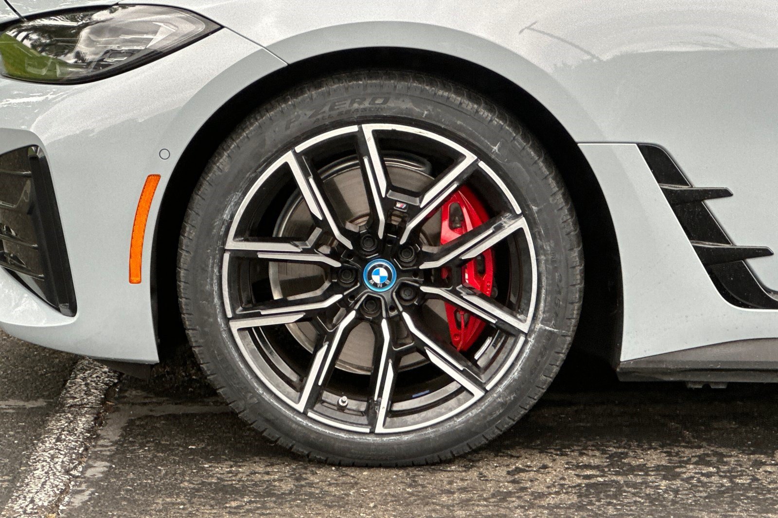 Used 2023 BMW i4 eDrive40 w/ M Sport Package RWD image 38