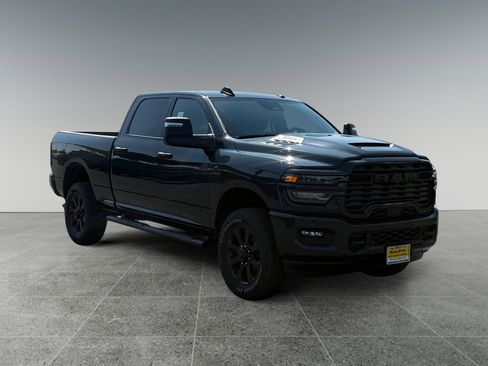 New 2026 RAM 2500 Tradesman AWD/4WD image 7