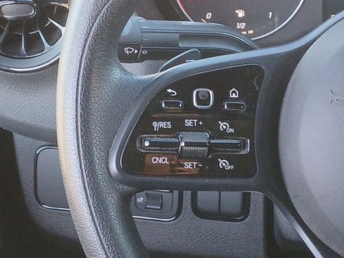 Used 2024 Mercedes-Benz Sprinter 2500 image 9