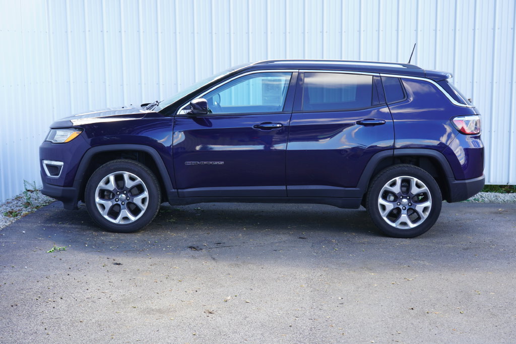 Used 2021 Jeep Compass Limited AWD/4WD image 3