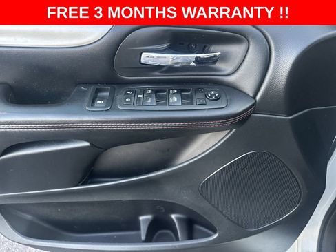 Used 2019 Dodge Grand Caravan GT FWD image 12