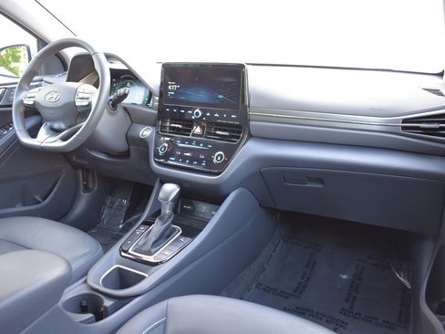 Used 2022 Hyundai Ioniq Limited FWD image 13