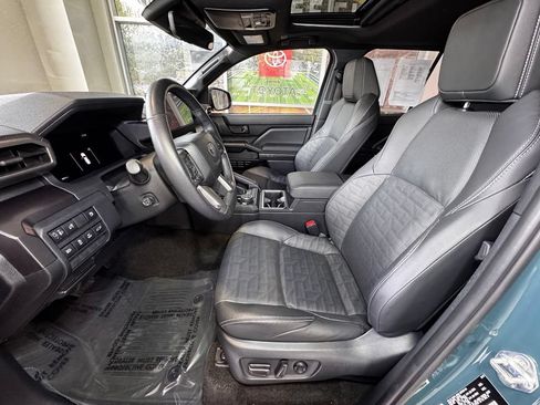 Certified 2025 Toyota 4Runner TRD Off-Road Premium AWD/4WD image 22