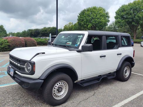 Certified 2025 Ford Bronco 4-Door AWD/4WD image 1