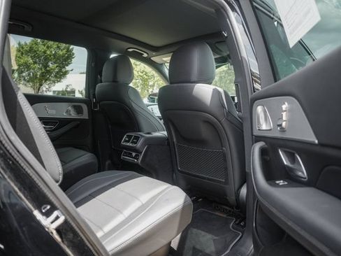 Certified 2025 Mercedes-Benz GLS 450 4MATIC image 34