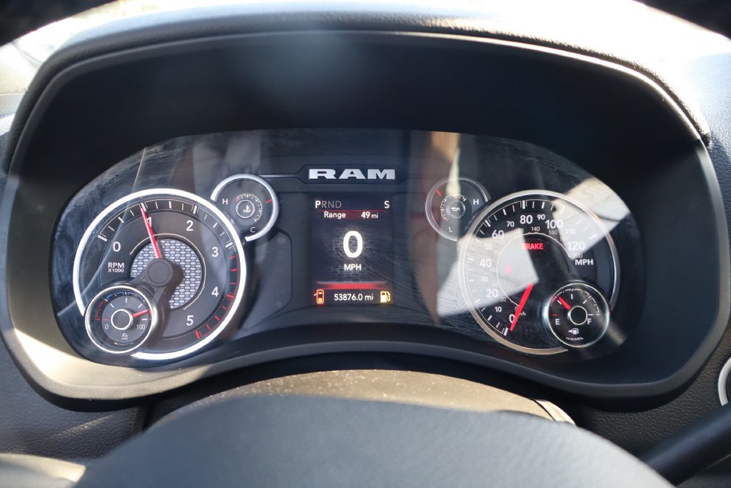 Used 2024 RAM 3500 Big Horn AWD/4WD image 18