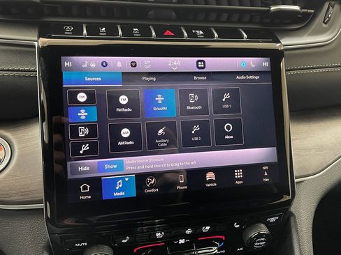 New 2025 Jeep Grand Cherokee L Limited w/ Luxury Tech Group II image 38