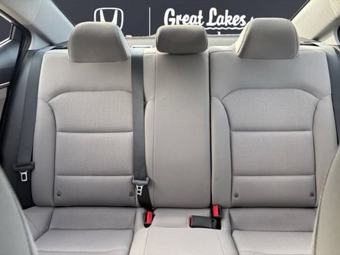 Used 2018 Hyundai Elantra SEL FWD image 14
