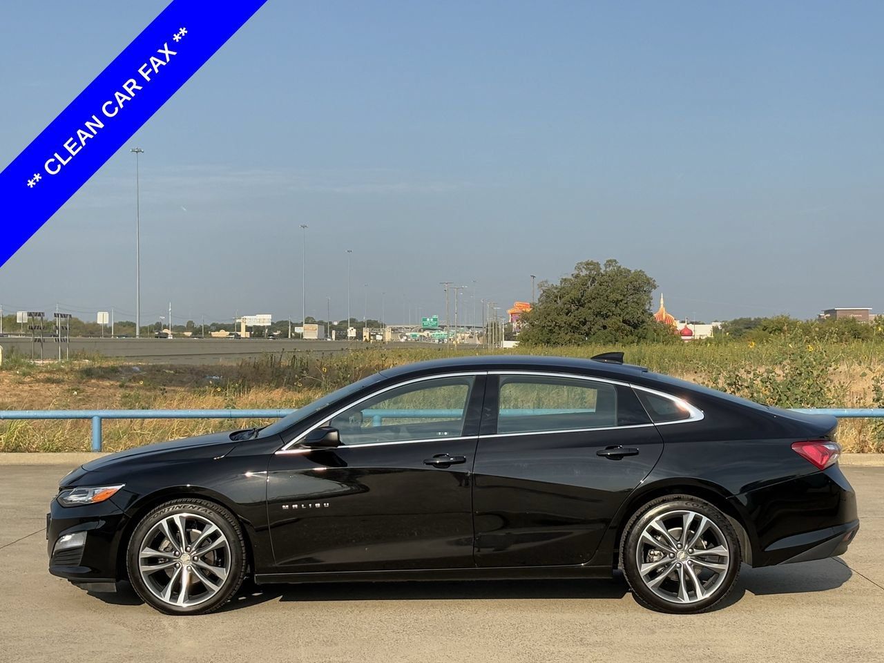 Used 2023 Chevrolet Malibu LT FWD image 3