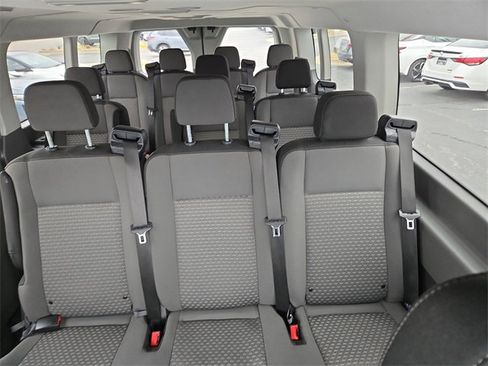Used 2023 Ford Transit 350 XLT image 36