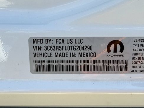 Used 2026 RAM 2500 Laramie AWD/4WD image 30