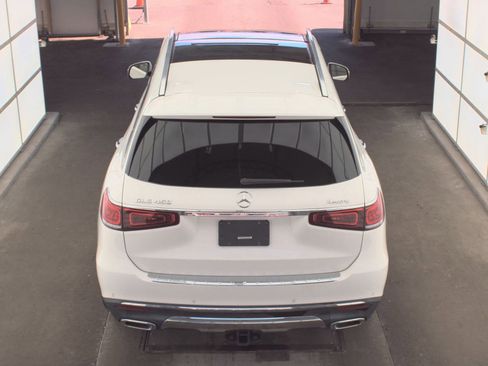 Used 2023 Mercedes-Benz GLS 450 4MATIC image 8