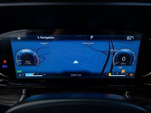 Used 2023 Jeep Wagoneer Series III w/ Preferred Equipment Group image 46